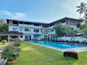 Villa Kaya Guest House